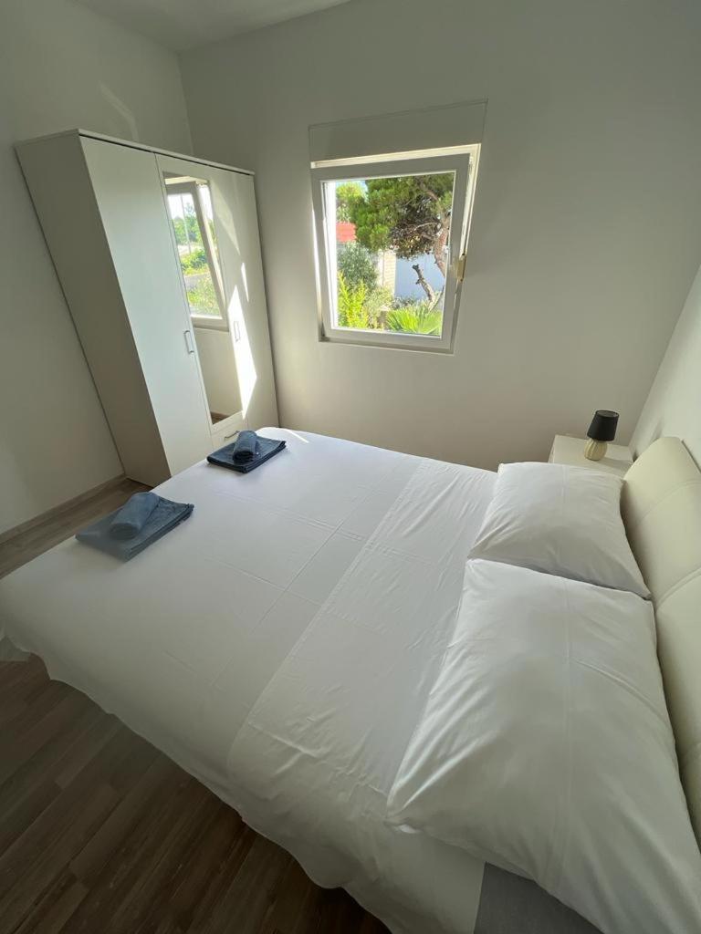 Apartman Sunset Ražanac Eksteriør bilde